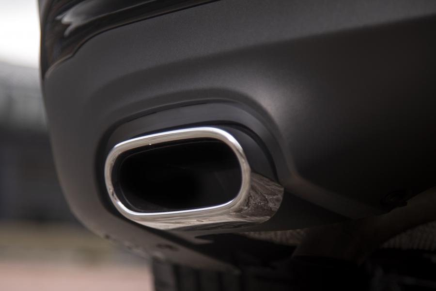 Детали экстерьера Mercedes-Benz GLA250 AMG Line (H247) 2020 года  (NA) (фото 17 из 96)